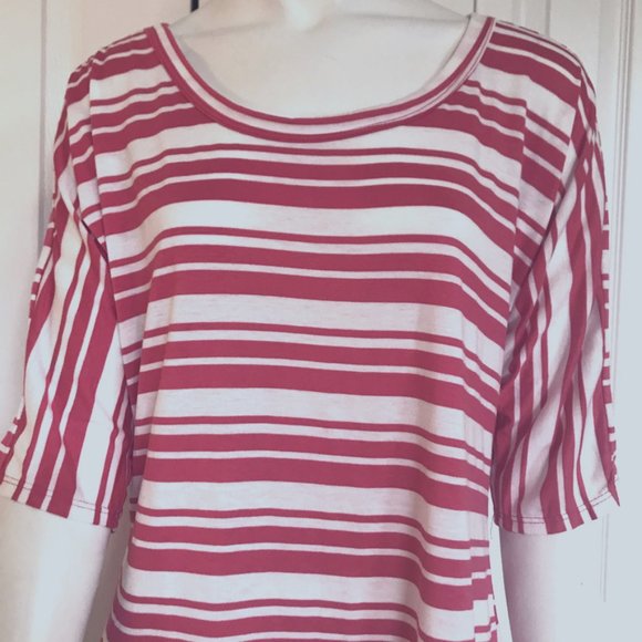 Only Nine Striped High Low Top Size Medium NWT - Picture 4 of 7